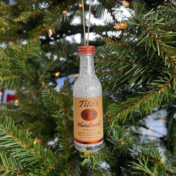 Ornaments - Picture 1 of 14